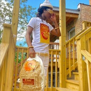 Meet your Posher, Eric